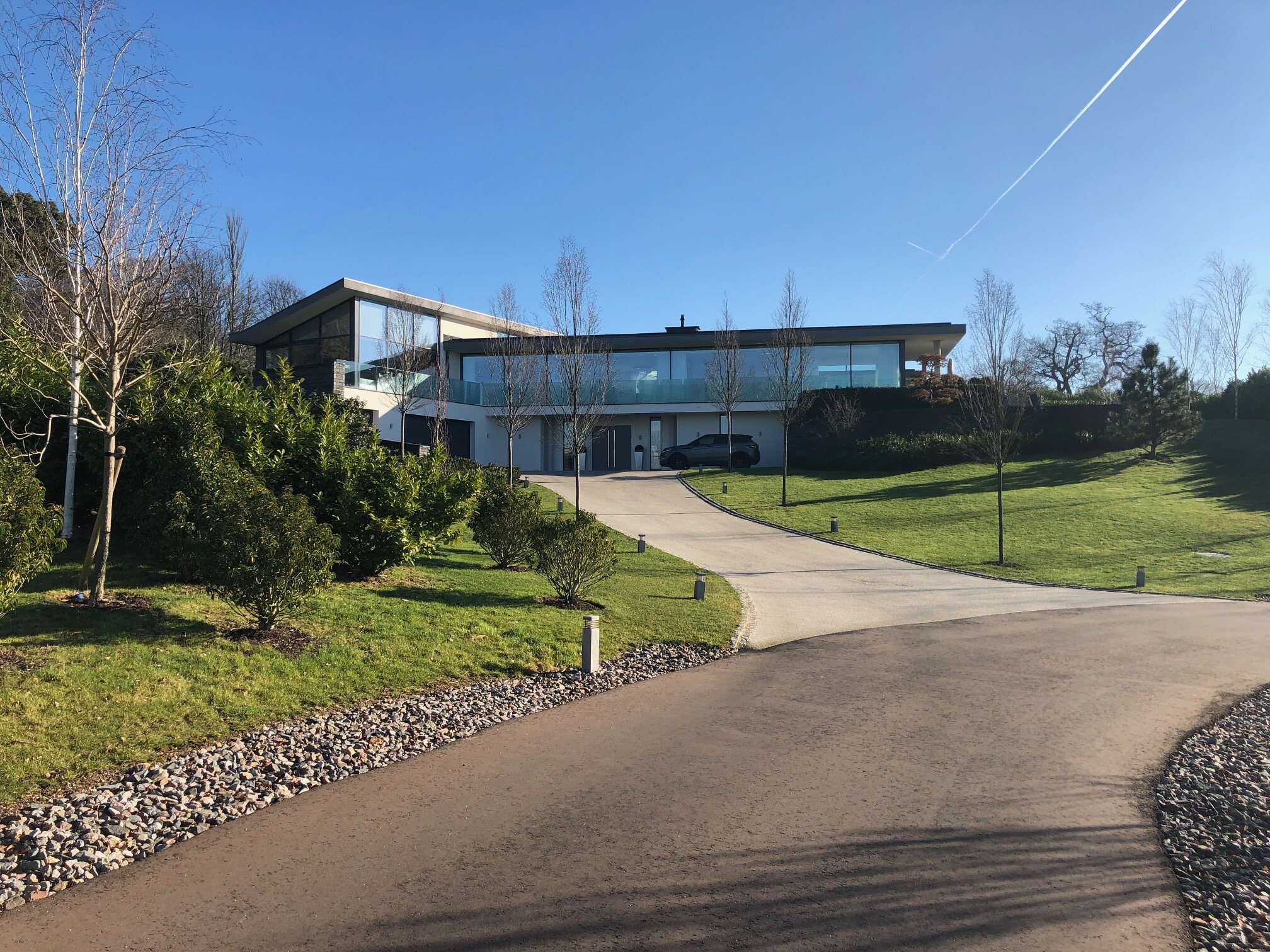 Contemporary glazed residence at Gaynes Park